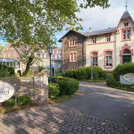 Weinromantikhotel Richtershof Mulheim an der Mosel Bagian luar foto