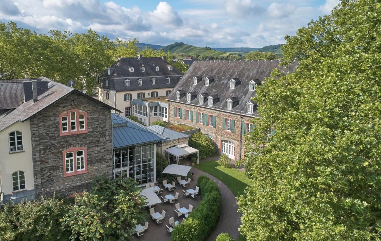 Weinromantikhotel Richtershof Mulheim an der Mosel Bagian luar foto