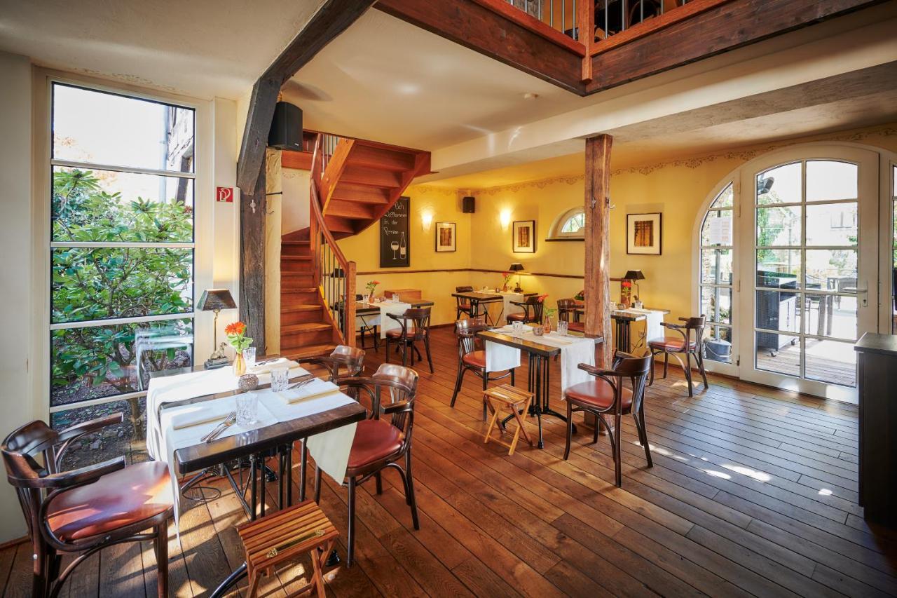Weinromantikhotel Richtershof Mulheim an der Mosel Bagian luar foto