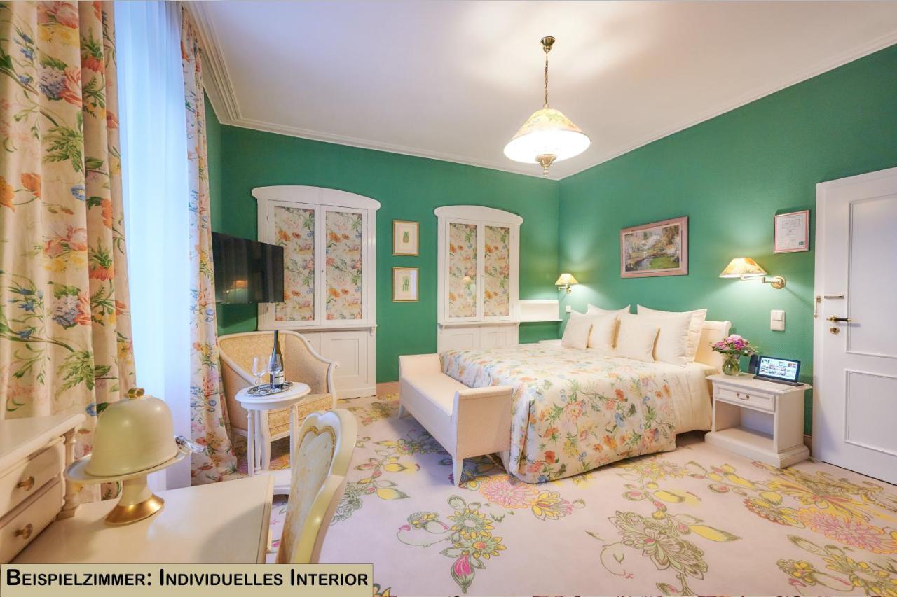 Weinromantikhotel Richtershof Mulheim an der Mosel Bagian luar foto
